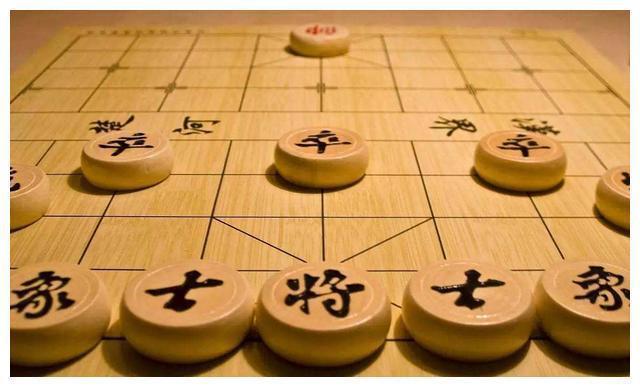 免费下载中国象棋：智慧、策略、运气集一身！