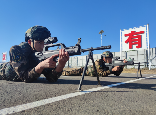 明日方舟资深干员tag搭配_明日方舟资深干员搭配支援_明日方舟资深干员词条一览