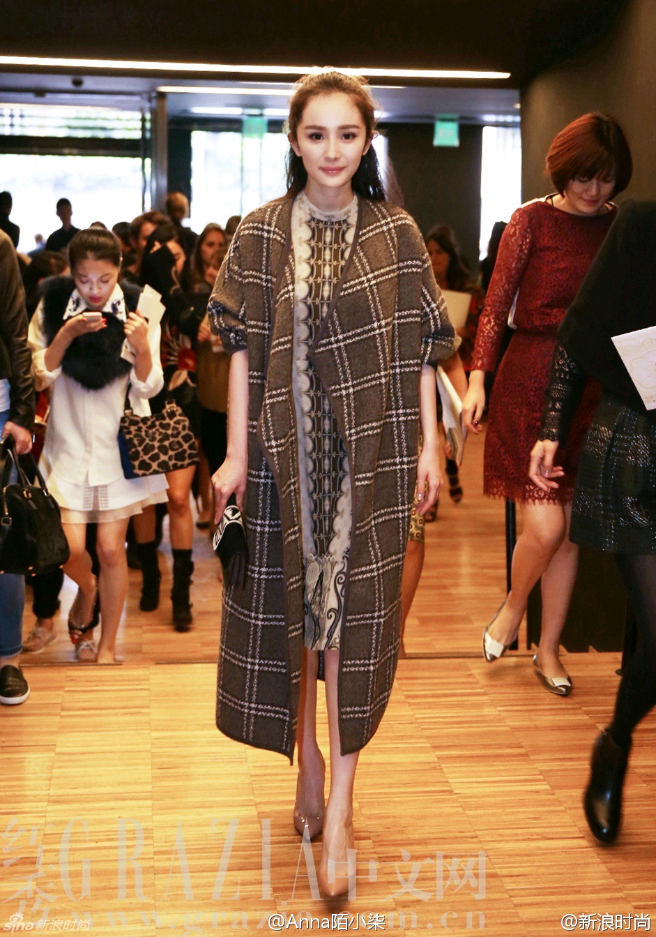 杨幂米兰_杨幂lanvin_杨幂现身米兰街头