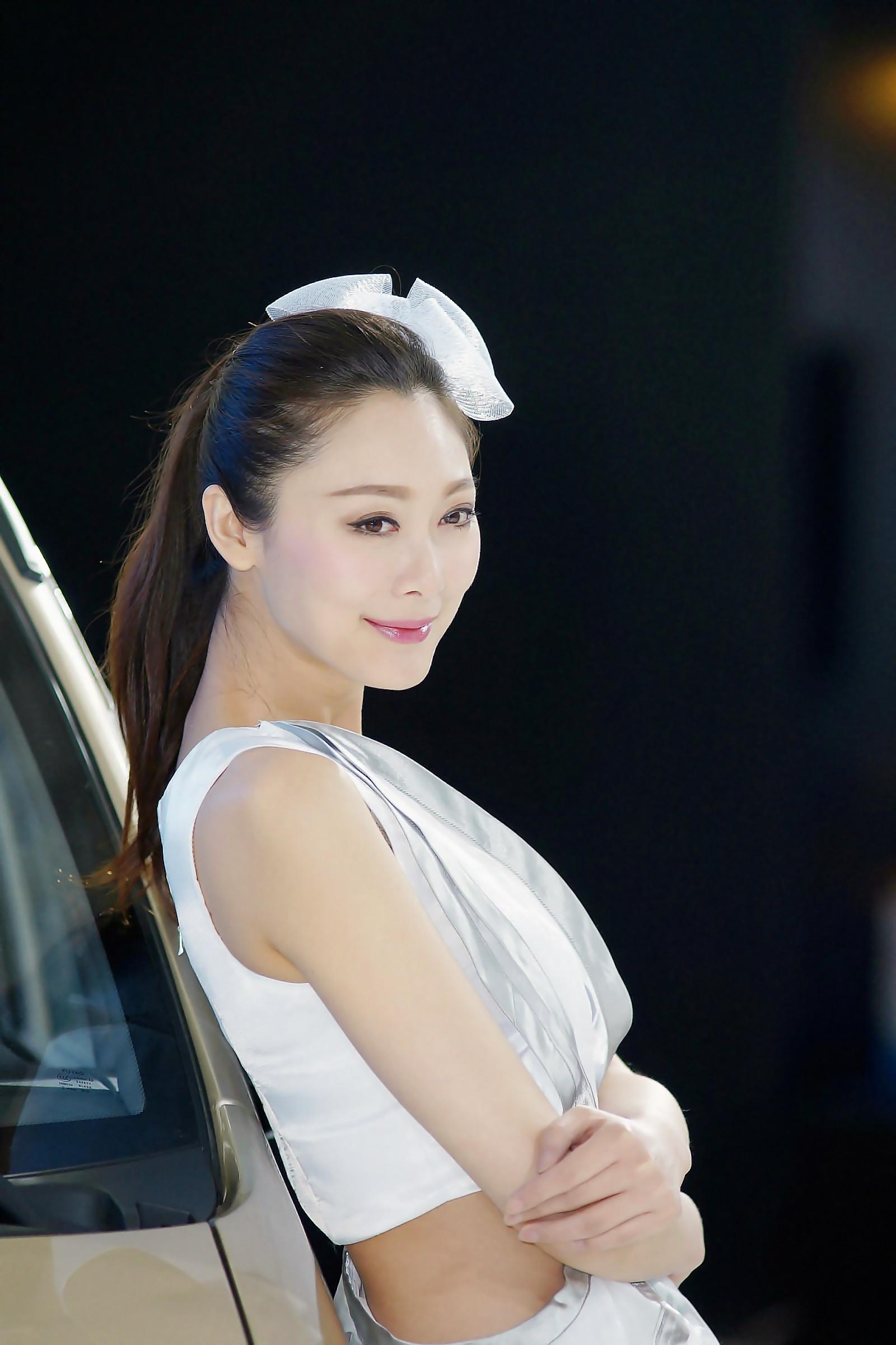 血脉喷张的美女动态图！