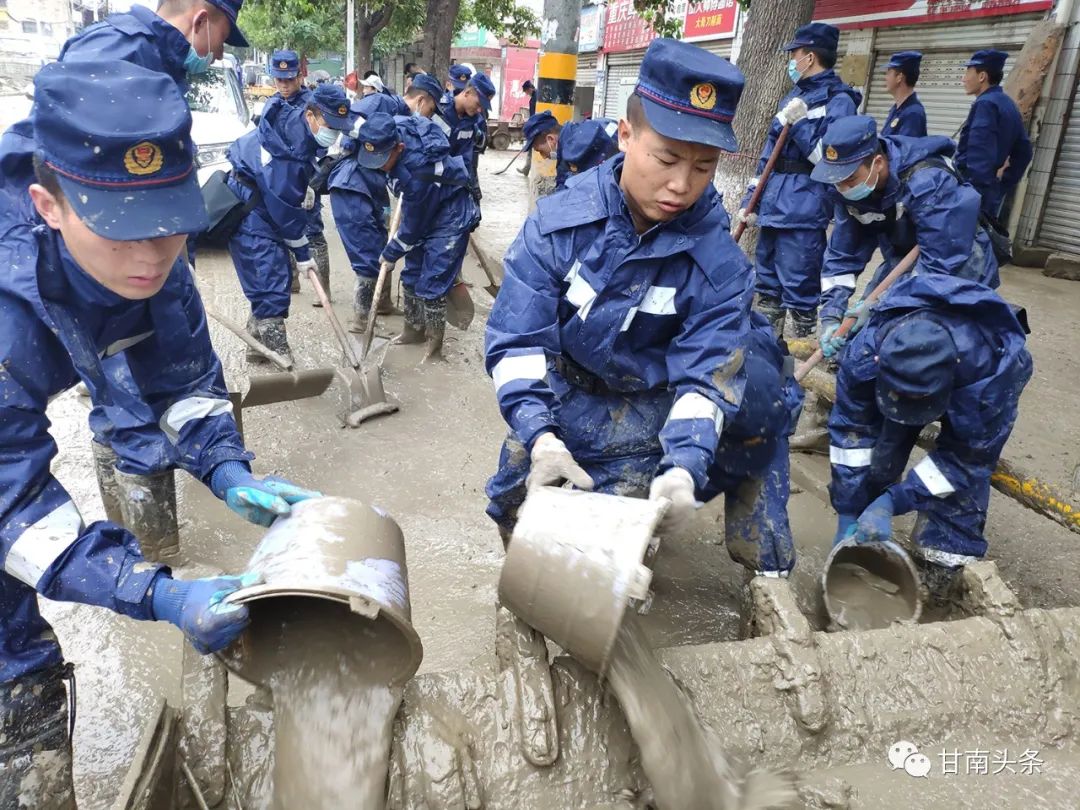 明日方舟资深干员词条一览_明日方舟资深干员tag搭配_明日方舟资深干员tag最新