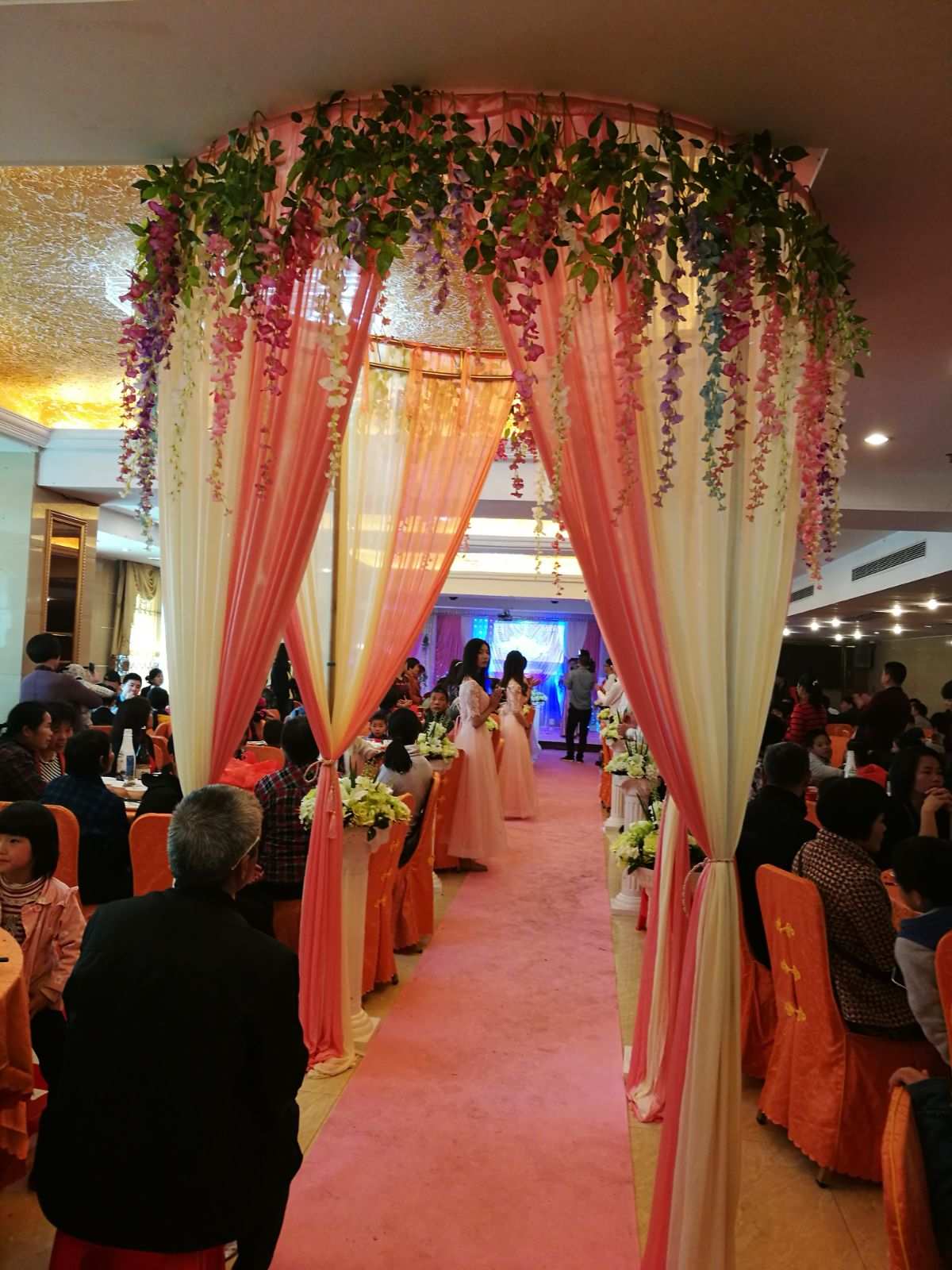 世纪婚礼背后的故事_17世纪法国婚礼_世纪婚礼纪录片