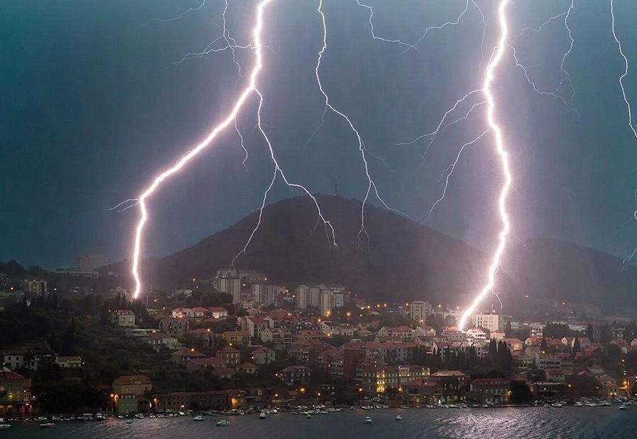 零命赛诺如雷好还是饰金_零命赛诺如雷好还是饰金_零命赛诺如雷好还是饰金