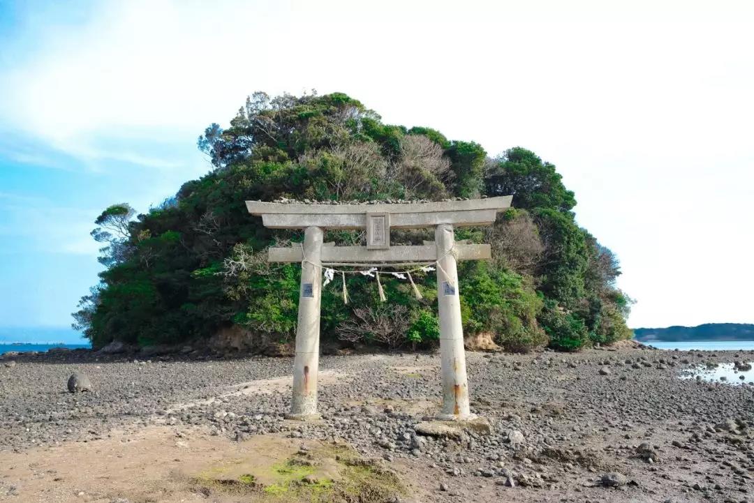 绀田村东北方的荒废神社-荒废神社·辉煌失落的绀田村东北方之旅