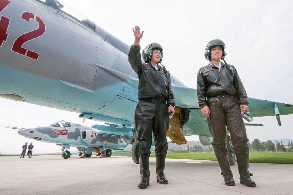 朝鲜空战游戏手机-飞天战机：朝鲜战场第19集：神级操作，战无