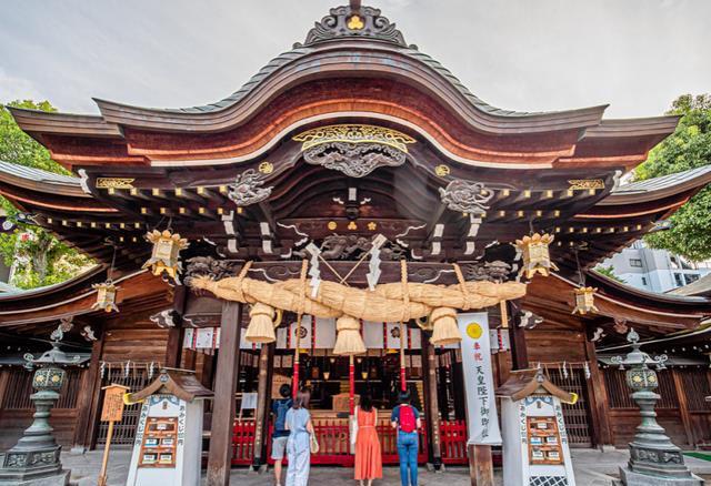 雷神崛起：探秘日本神话中的建御雷