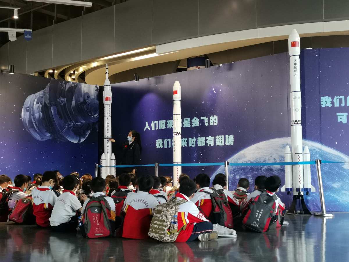 那年有润月年_月年2023年_2022年11月1日