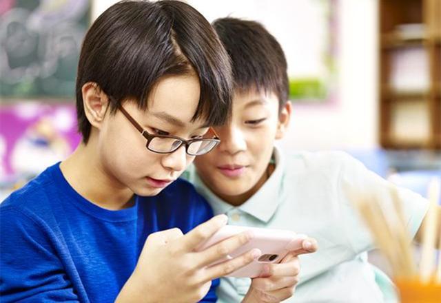 儿童手机怎么做游戏本_儿童手机游戏app_儿童手机怎么做还可以玩