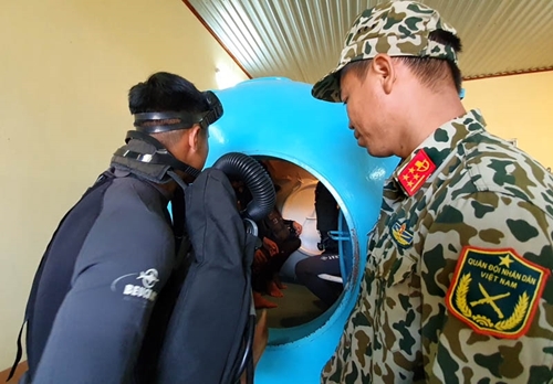007诺博士-007特工秘诀大揭秘，锻炼身体、精通武器无所不
