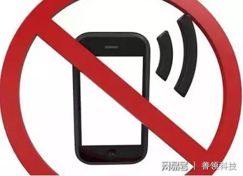 打游戏手机流量有延迟吗-手机流量影响游戏延迟？电竞职业选手告