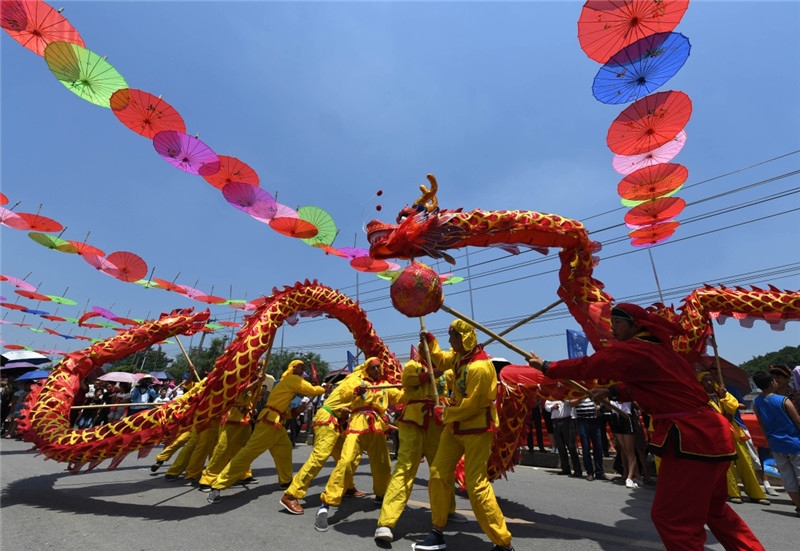 中国民俗节日：历史传承与独特庆祝，为何如此吸引人？
