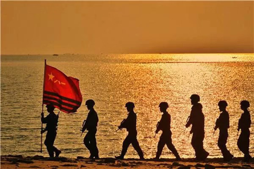 建军一百年-解密中国人民解放军百年辉煌，团结协作与坚定信念的