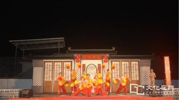 月经不来是什么原因_月经量少颜色黑褐色是什么原因_8月29