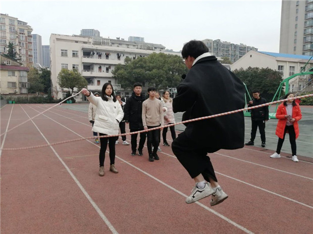 手机游戏手游_schoolday游戏手机_手机游戏排行榜
