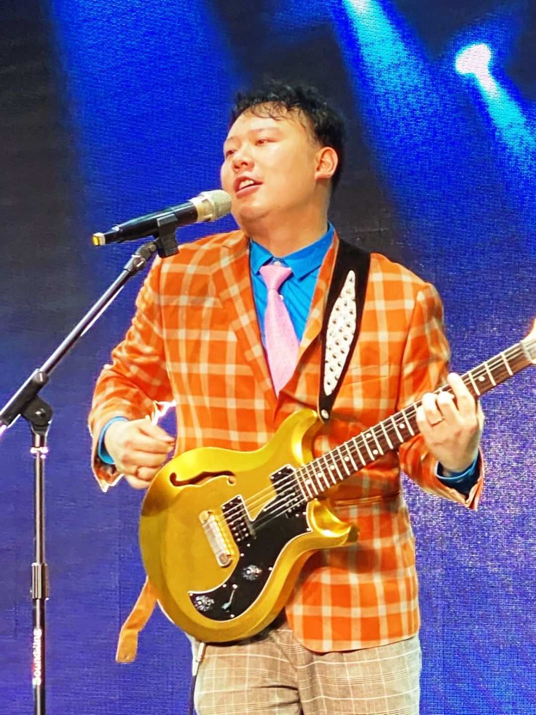 探索音乐世界的新星：远田惠未的多元音乐之路