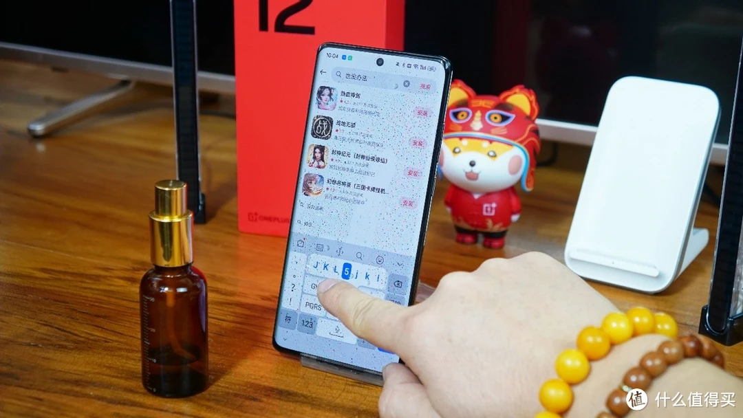 超薄手机能玩游戏吗-超薄手机游戏体验评析：轻薄设计带来的便携