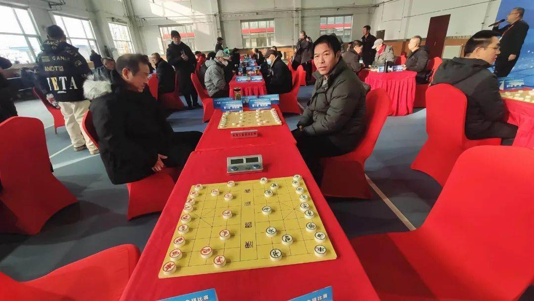 智慧碰撞的盛宴：全民象棋在数字化时代的崛起与魅力