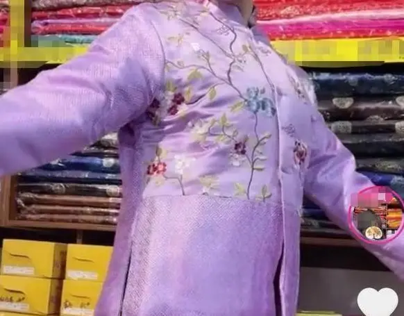 主播玩手机游戏用的什么手机_打游戏直播手机排行榜_90后玩手机游戏比赛直播