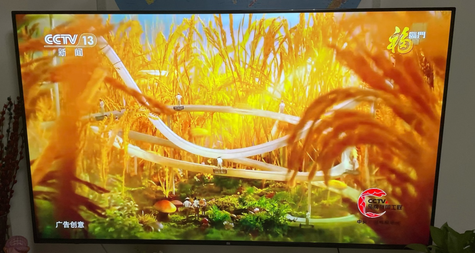 大屏幕上玩游戏的手机_手机屏幕大玩游戏不好操作_大屏手机玩游戏真别扭