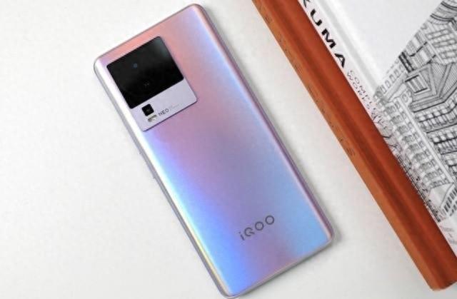 vivo买手机送游戏券-vivo手机购机送游戏券，雪中送炭的