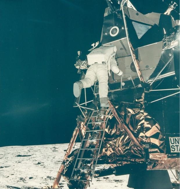 阿波罗登月时间-阿波罗登月任务：人类历史上的伟大一刻