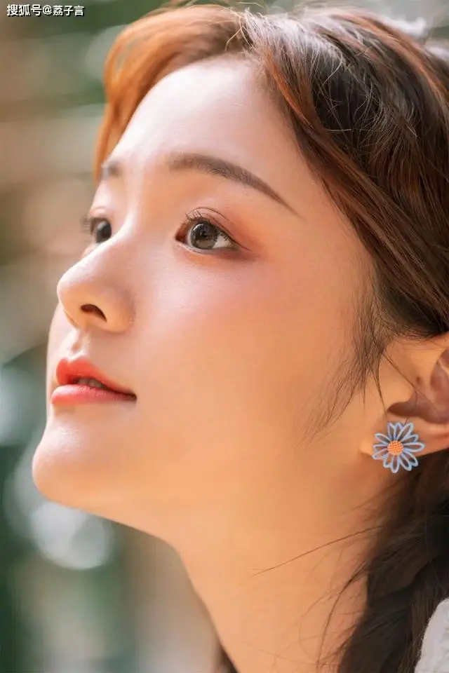 女同交友app让我感受到温暖和包容，结识志同道合的朋友
