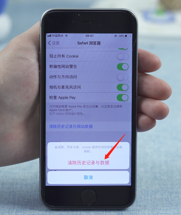 内存低卡玩手机游戏会卡吗_低内存怎么玩手机游戏不卡_内存低玩游戏会卡吗