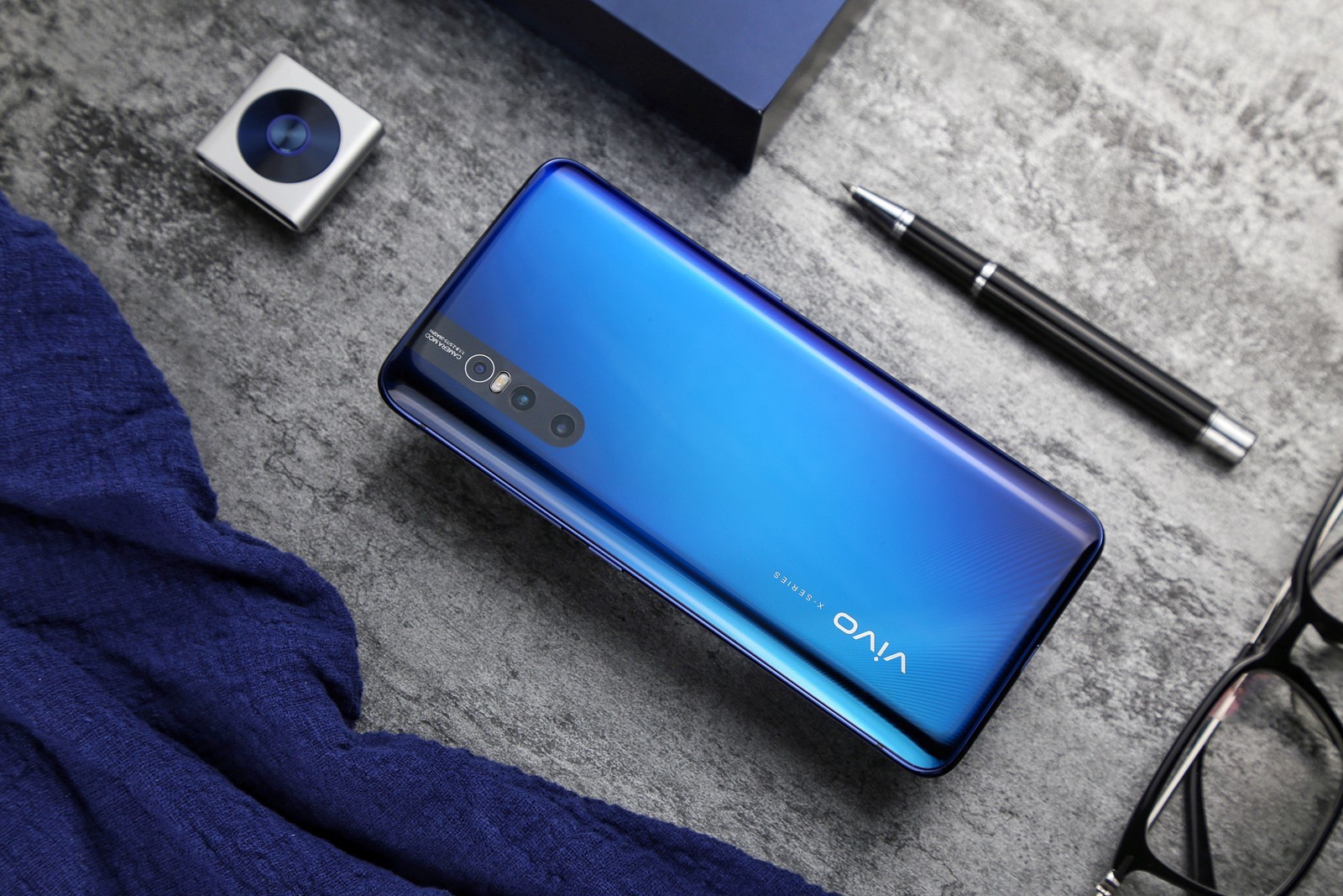 vivo游戏限定手机-vivo 游戏限定手机：提升游戏体验的