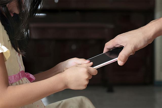 5岁玩什么手机游戏好一点-如何为孩子挑选既有趣又安全的手机游