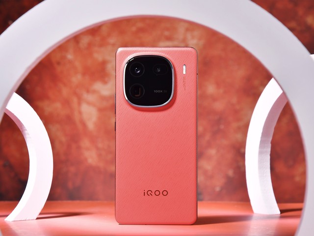 iqooneo5游戏声音变小_iqoo手机游戏声音_iqooz1玩游戏声音有杂音