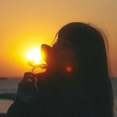 30岁女头像简单大方-30 岁姐姐们的头像：简单大方背后的故