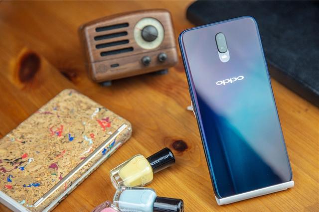 oppo里玩游戏的手机_备用oppo游戏手机_手机玩游戏的备用机